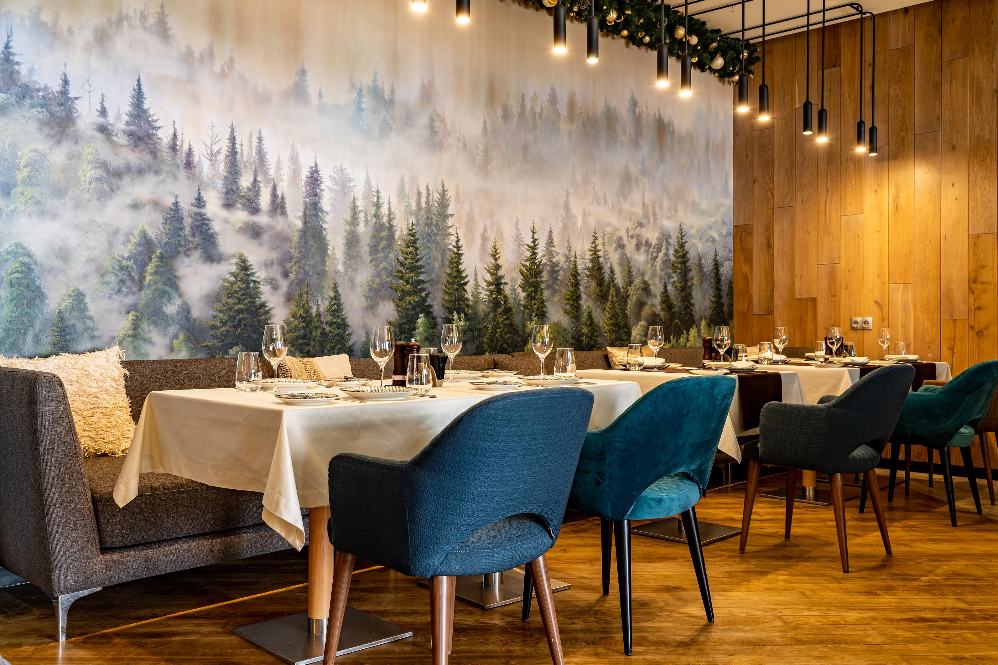 Ресторан альпийской кухни «Дичъ», фото 3 - круглогодичный курорт «Роза Хутор»