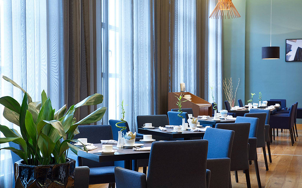 Ресторан Seasons, фото 2 - круглогодичный курорт «Роза Хутор»
