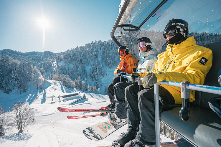 Роза Хутор  открыл ранние продажи многодневных ски-пассов на зимний сезон 2020/21, фото 1 - круглогодичный курорт «Роза Хутор»