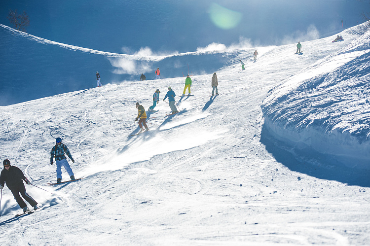 Открытие горнолыжных трасс курорта планируется 31 декабря, фото 1 - круглогодичный курорт «Роза Хутор»