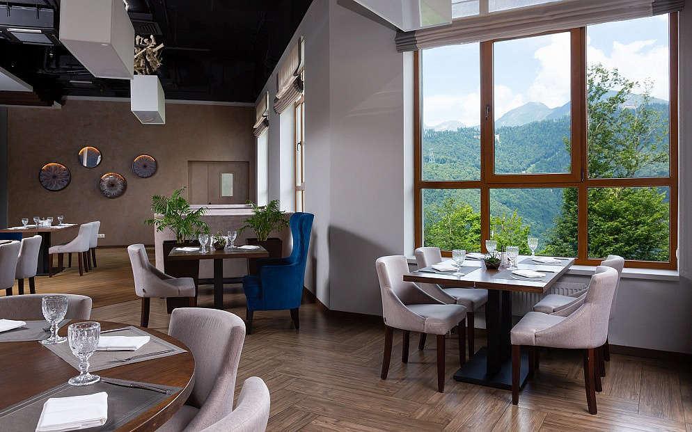 Ресторан Green Flow, фото 3 - круглогодичный курорт «Роза Хутор»